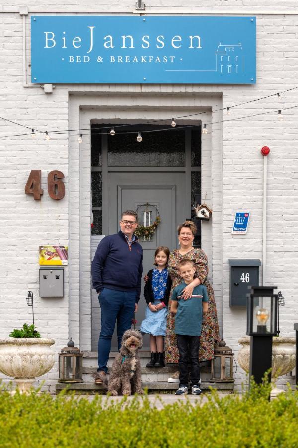 B&B Bie Janssen Elsloo  ภายนอก รูปภาพ